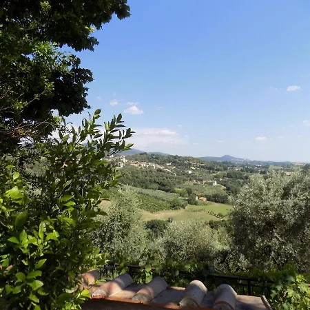 Scappo In Umbria, Nelle Vigne Appart hôtel *