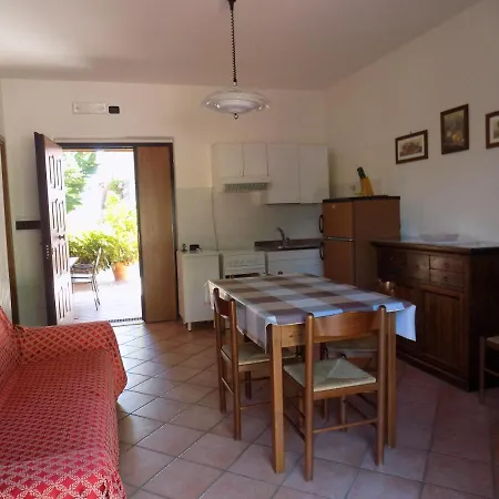 Scappo In Umbria, Nelle Vigne * Нарни