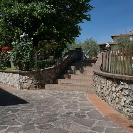 Scappo In Umbria, Nelle Vigne מלון דירות נארני
