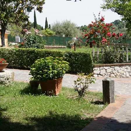 Scappo In Umbria, Nelle Vigne מלון דירות *