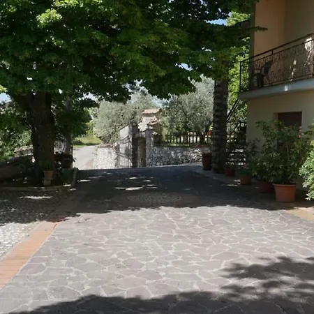 Scappo In Umbria, Nelle Vigne Aparthotel