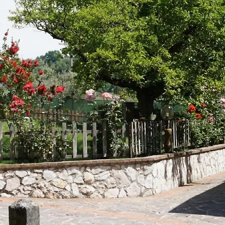 Scappo In Umbria, Nelle Vigne Aparthotel Narni